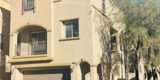 Open Design Plan 3 Bd + Office, 3 bth, New Floors, New paint! Gallery 1