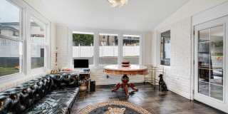 10904 GAINSBOROUGH Road Gallery 27