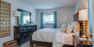 Nob Hill Apartments Gallery 16
