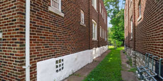 Spacious 1BR Condo in Saint Louis Gallery 29
