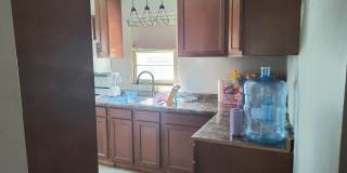 3 bedroom 1 bathroom house near Concordia Gallery 1