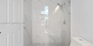 1666 Victoria Pointe Cir Gallery 59