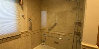 Spacious & Charming 3 Bedroom and a Den Home with Beautiful Updates Gallery 16