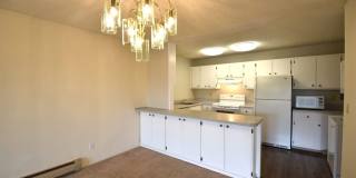 SHORT TERM RENTAL FOR SPRING 2026! 3 Bedroom, 2 Bathroom Penthouse Condo Gallery 21
