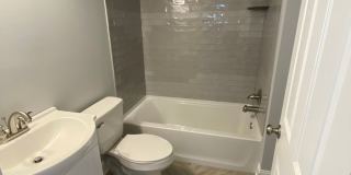 Updated 4 Bedroom Home Convenient to Carytown, Byrd Park And More. Available In July Gallery 12