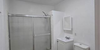 440 W 8 Street Gallery 8
