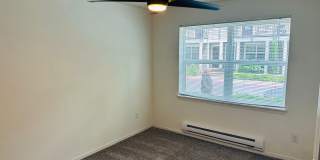Charming Condo in Terrific Waterfront Location Gallery 19