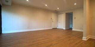 6 MONROE Street Gallery 4