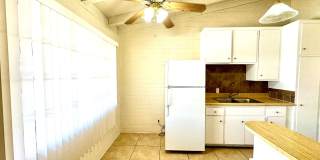 Swan Court Apartments - 1 and 2 Bedroom Homes! Gallery 4