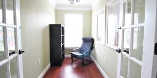 Spacious Home in Port Potomac Gallery 24