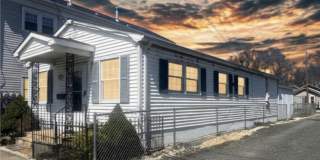 303 4TH Avenue Gallery 1