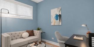 1021 N Hermitage Avenue Gallery 11