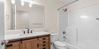 203 Jase Lane Gallery 24