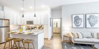 The Samford Glenn Gallery 30