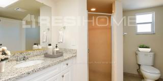 3226 Southwest 5th Place Gallery 12