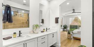 6 Sun Lily Lane Gallery 20