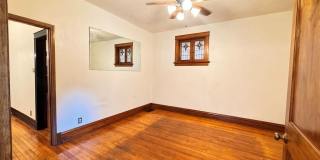 4250 Michigan Avenue Gallery 4