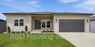 1416 NE Ernest Way Gallery 1