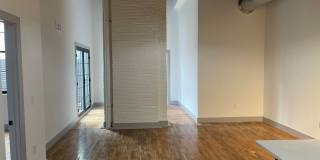 Laros Lofts Gallery 40