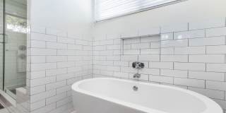 1761 N Orange Grove Ave Gallery 28