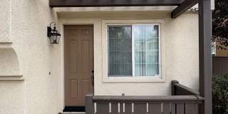 Newer 4bed 2.5 bath House Gallery 1