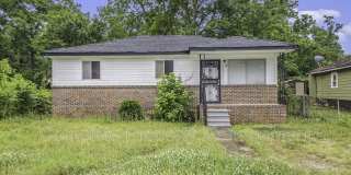 3613 Maple Avenue Southwest Gallery 1