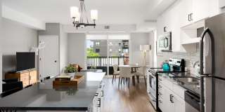 Vintage on Selby Gallery 33