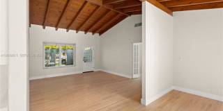 5614 San Vicente Street Gallery 12