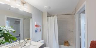 Riverhouse at 11th Apartments Riverhouse at 11th Apartments Gallery 7