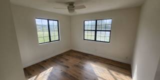 Cozy 3BR 1BA House Near Buckingham Area RECENTLY REDUCED! Gallery 15