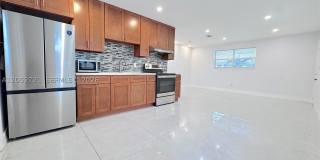 940 NW 32nd Ct Gallery 1