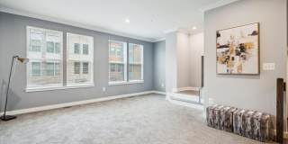 2824 LEWIS Avenue Gallery 12