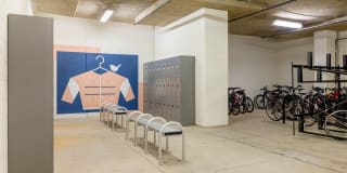 The Wren D.C. Gallery 72