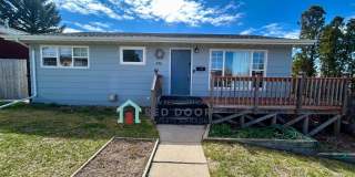 4 bed / 2 bath Home with Tesla charging station Gallery 1