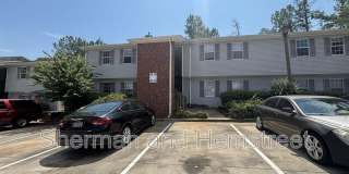 406 Commons Dr Gallery 1