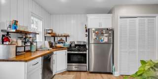 1215 Lister Street unit: B Gallery 9