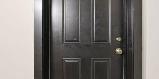 261 S Limestone Gallery 43