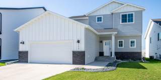 1170 Albert Court West Gallery 1