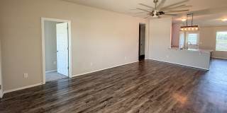 4 Bedrooms | 2 Bathrooms | 2 Car Garage | Newcastle Schools Gallery 12