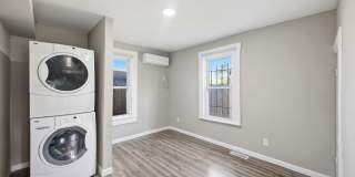 Cozy & Modern 1-Bed, 2-Bath Tiny Home – Renovated in Columbus! Gallery 9