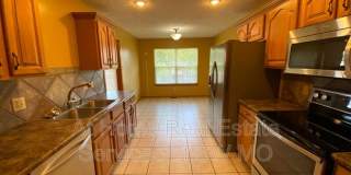 3551 E. Woodside Gallery 14