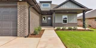 Beautiful! 4-Bed Home in Mustang Gallery 37