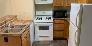 5 bedroom Available!!  ***AUG 2027*** 5 bed, 3 bath Near Kirkwood! Gallery 8