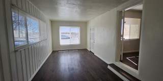 2 Bed WITH OFFICE 1 Bath AND WASHER/DRYER HOOK UP! Gallery 3