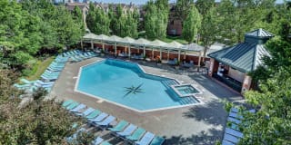 Windsor at Mariners Gallery 2