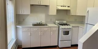 451 Franklin Street Gallery 12