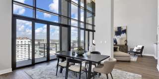 The Pullman Gallery 15