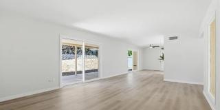 1886 Fairway Park Gallery 8