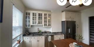 10 Carleton St Gallery 2