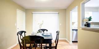 Courtyard Apartments Gallery 19